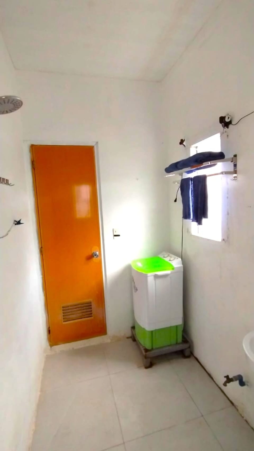 Standard House | Bathroom | Towels