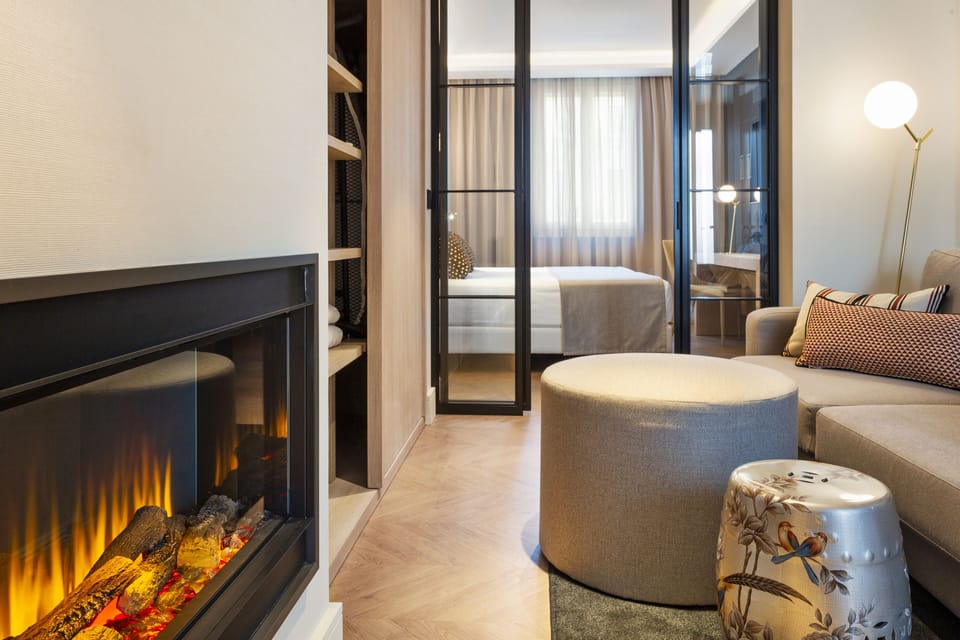 Minibar, in-room safe, desk, soundproofing