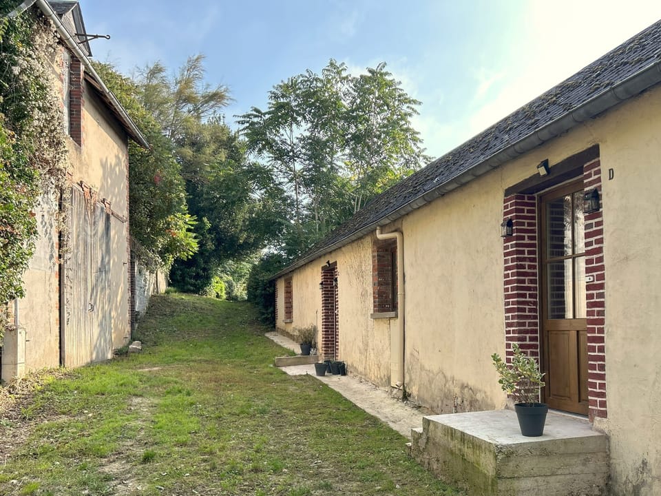 La grange à grains Bed and Breakfast in Centre-Val de Loire