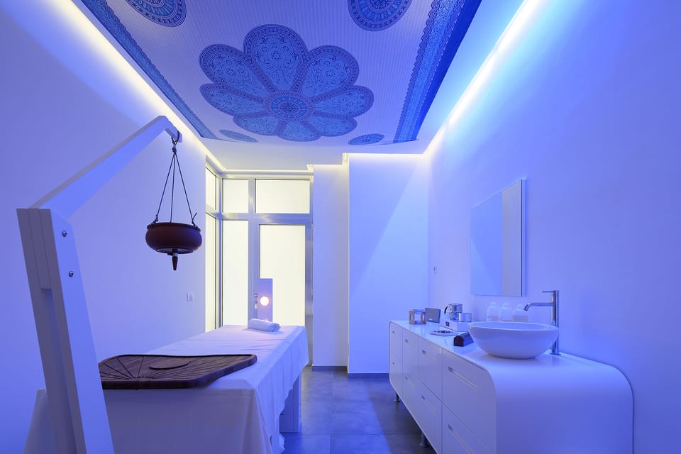 Hot tub, hot springs, body treatments, mud baths, hydrotherapy