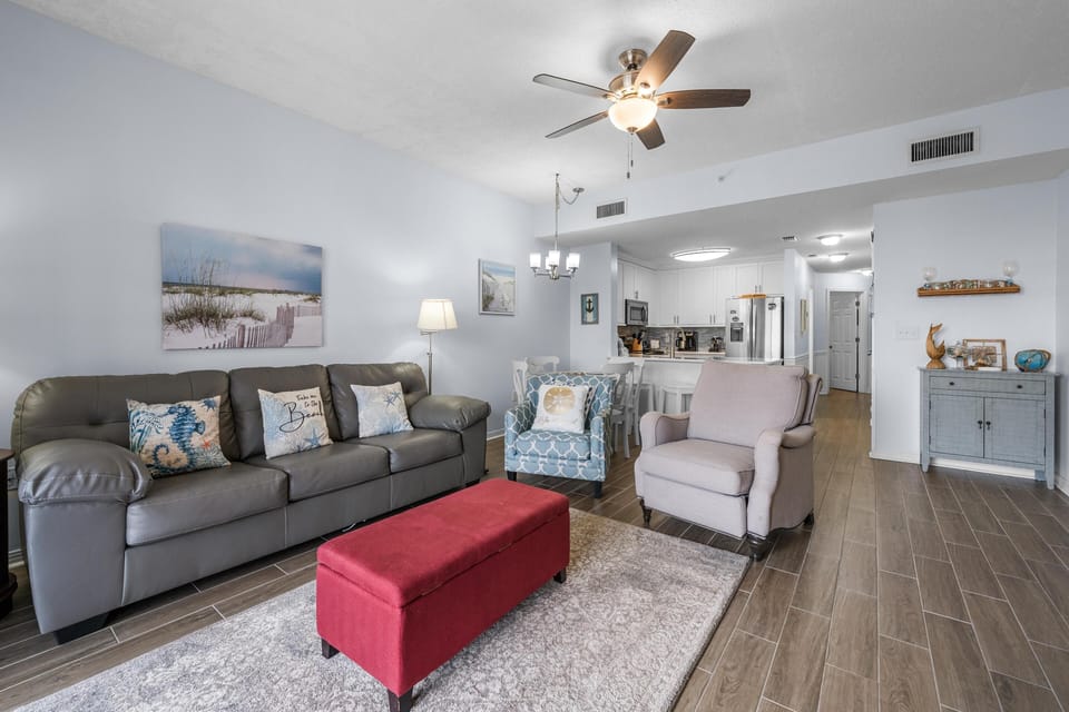 Condo, Multiple Beds (The Dunes 101) | Living area
