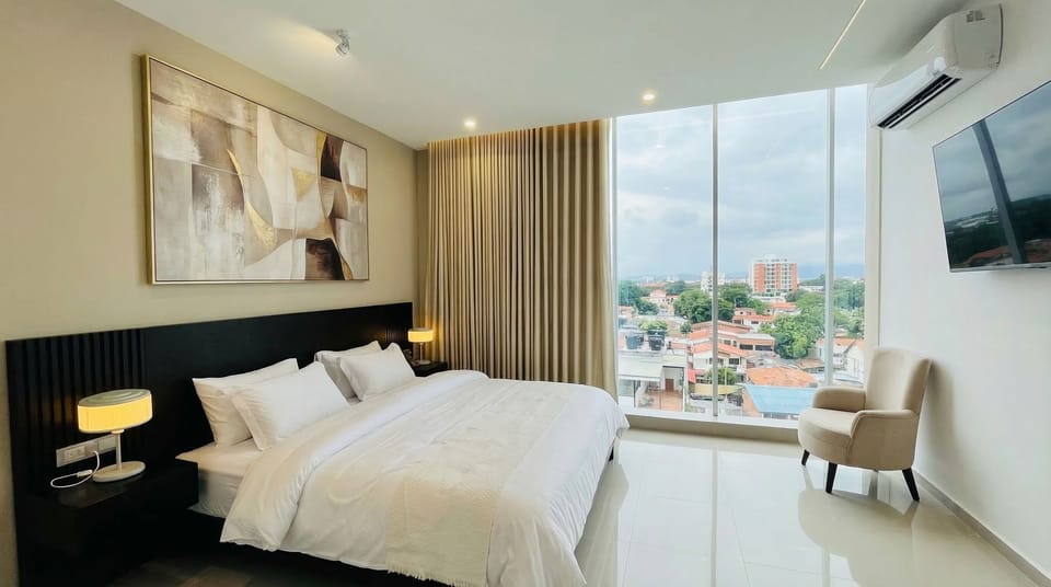 Habitación Ejecutiva Junior | Down comforters, minibar, in-room safe, desk