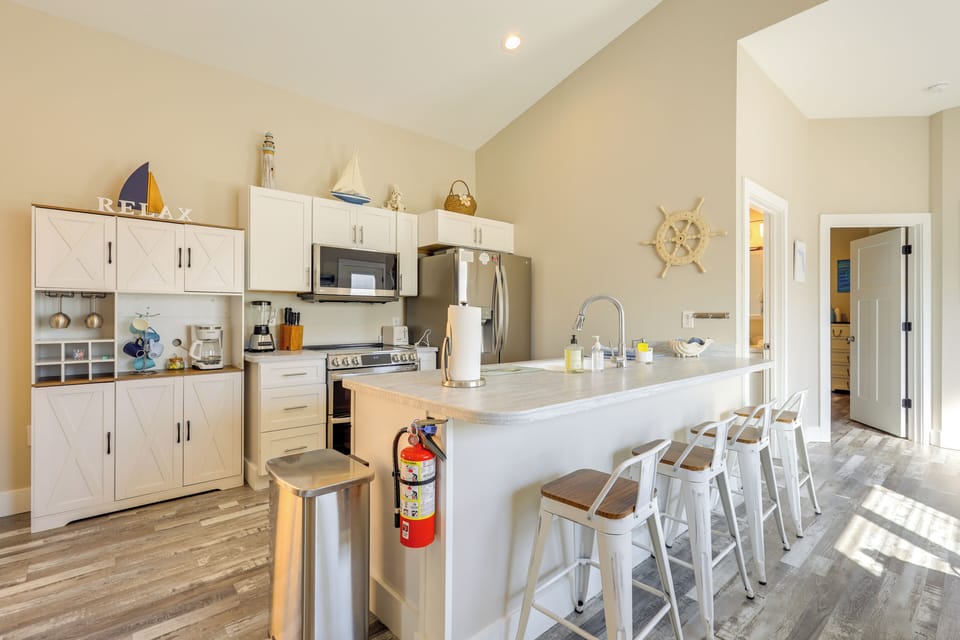 Property Interior | Single-Story Home