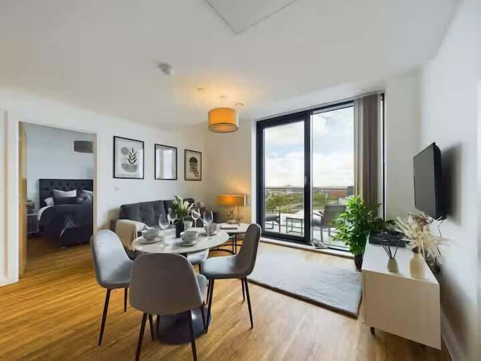 4-seater dining table for cosy gatherings and memorable meals.