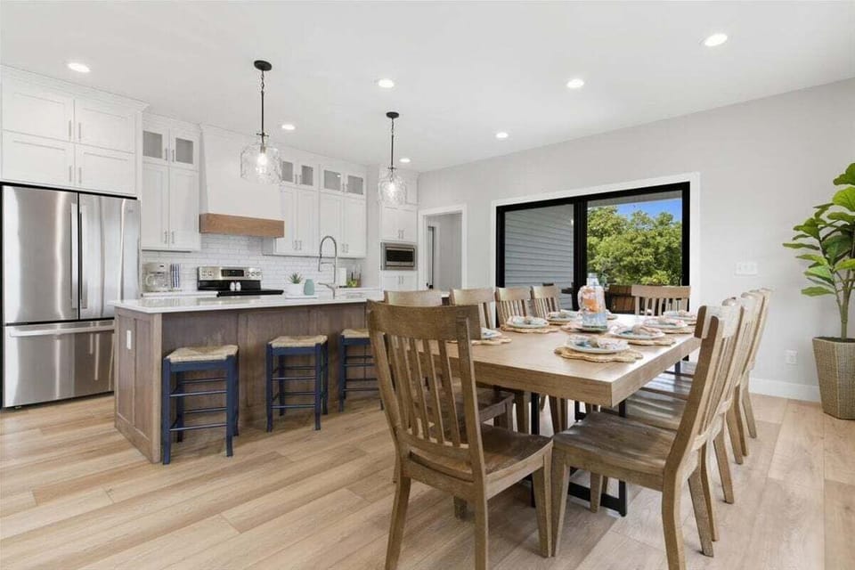 House, Multiple Beds, Patio (The Twelve) | 4 bedrooms, individually decorated, individually furnished, bed sheets