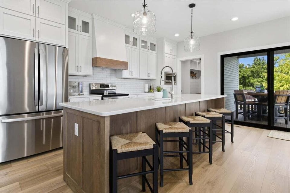 House, Multiple Beds, Patio (The Twelve) | Private kitchen