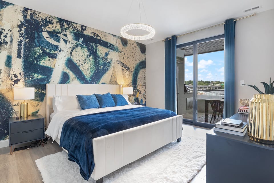 Off the Hook at Topsider w/ Pools, Patio, & Boat Slip at 19mm Apartment in Osage Beach