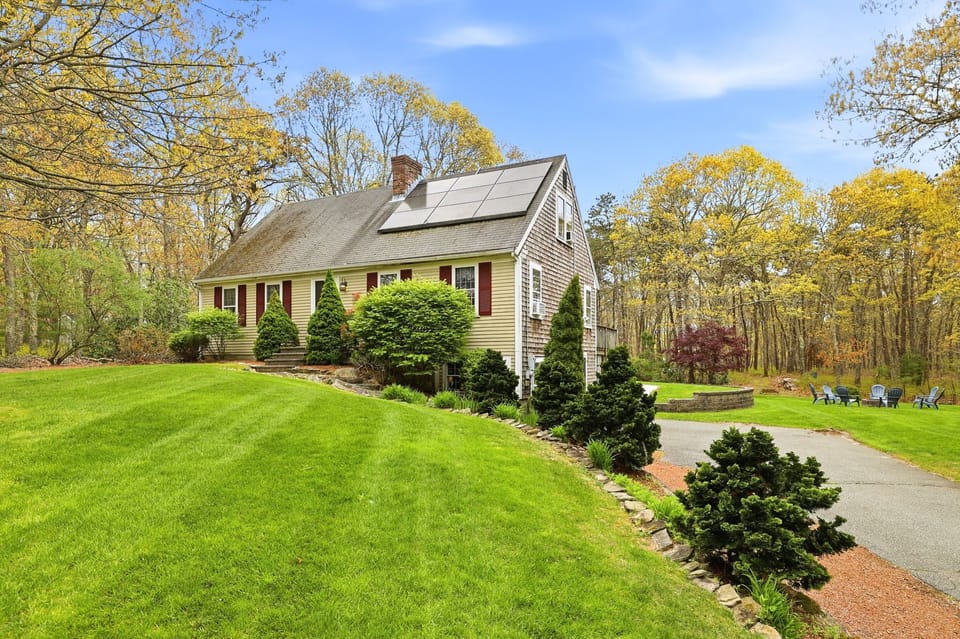 Leave the world behind. A private, sun-soaked haven nestled in the trees.
