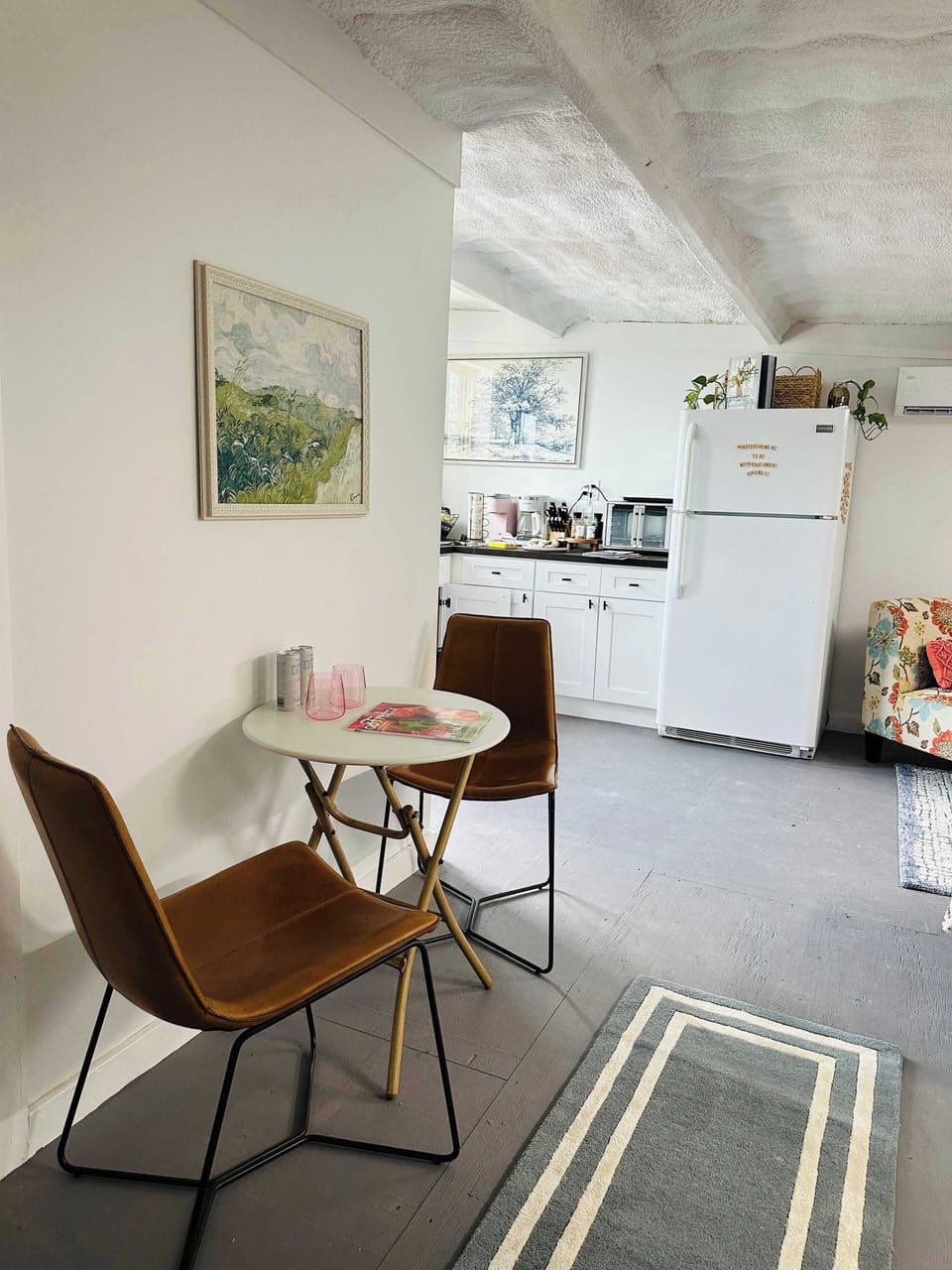 House, Multiple Beds, Hot Tub, Garden View (232 Spring Combo) | Private kitchen
