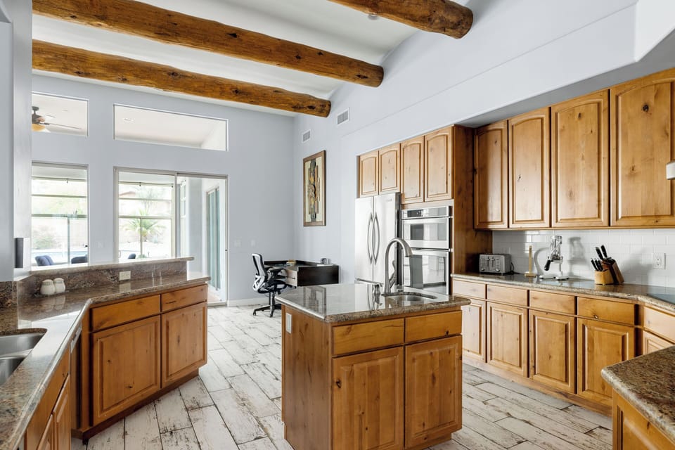 Fully Stocked Kitchen