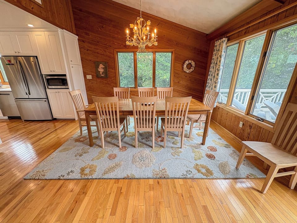 Dining Room 2025