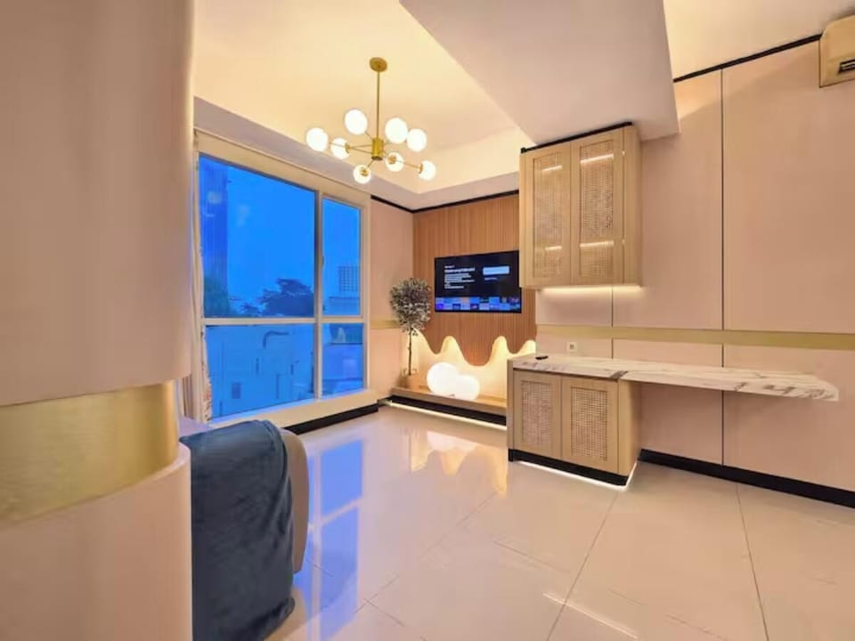 Apartment, 3 Bedrooms, City View | Living area | 43-inch plasma TV with cable channels