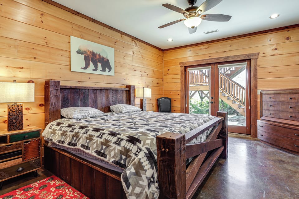 Bedroom 5 | King Bed | Lower Level