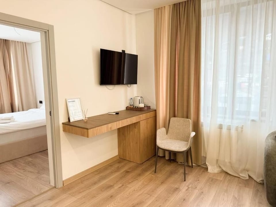 Family Quadruple Room | Iron/ironing board (on request), WiFi (free), bed sheets