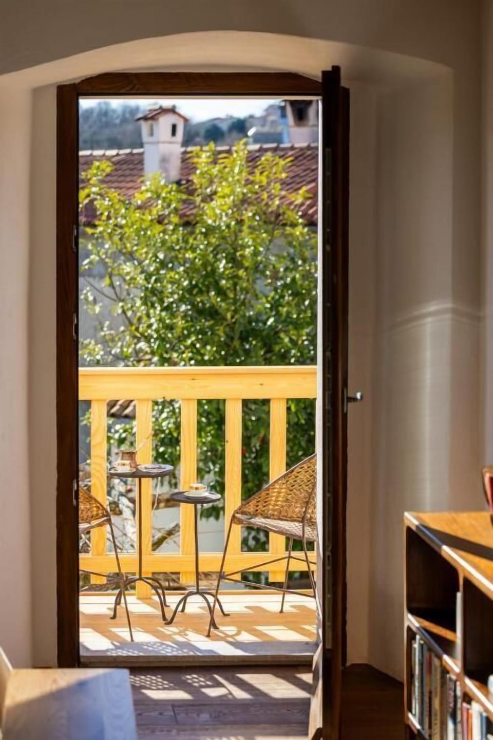 Deluxe Double Room, Balcony, Courtyard View | Interior