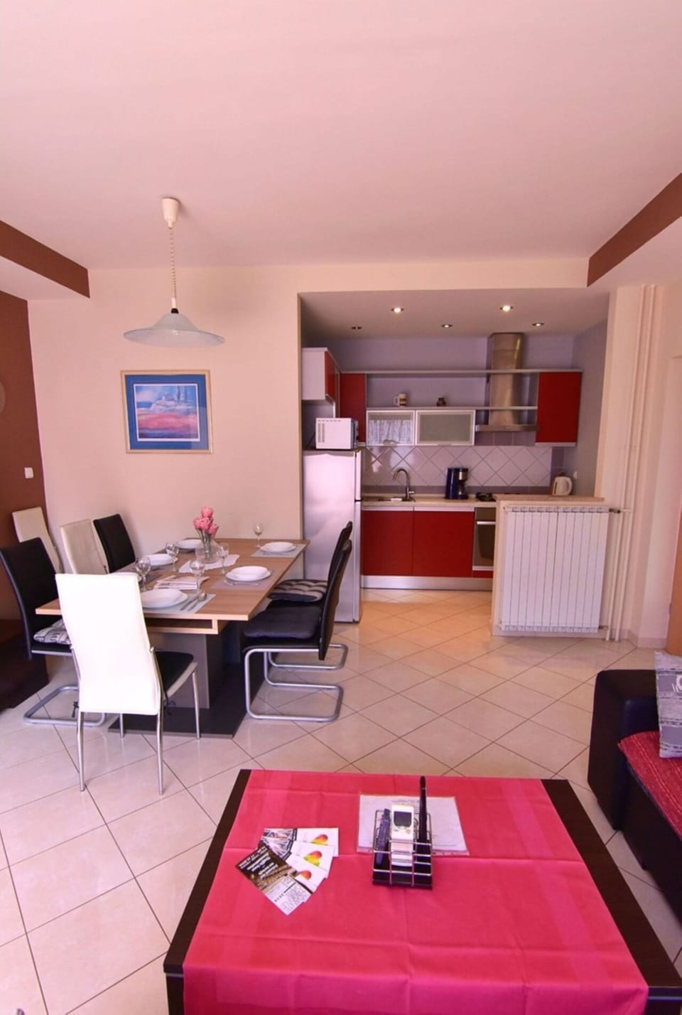 Apartment, 2 Bedrooms, Patio, Garden View | Dining room