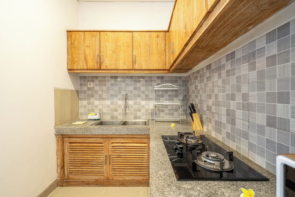 Villa, 2 Bedrooms, Balcony, Pool View | Private kitchen | Toaster