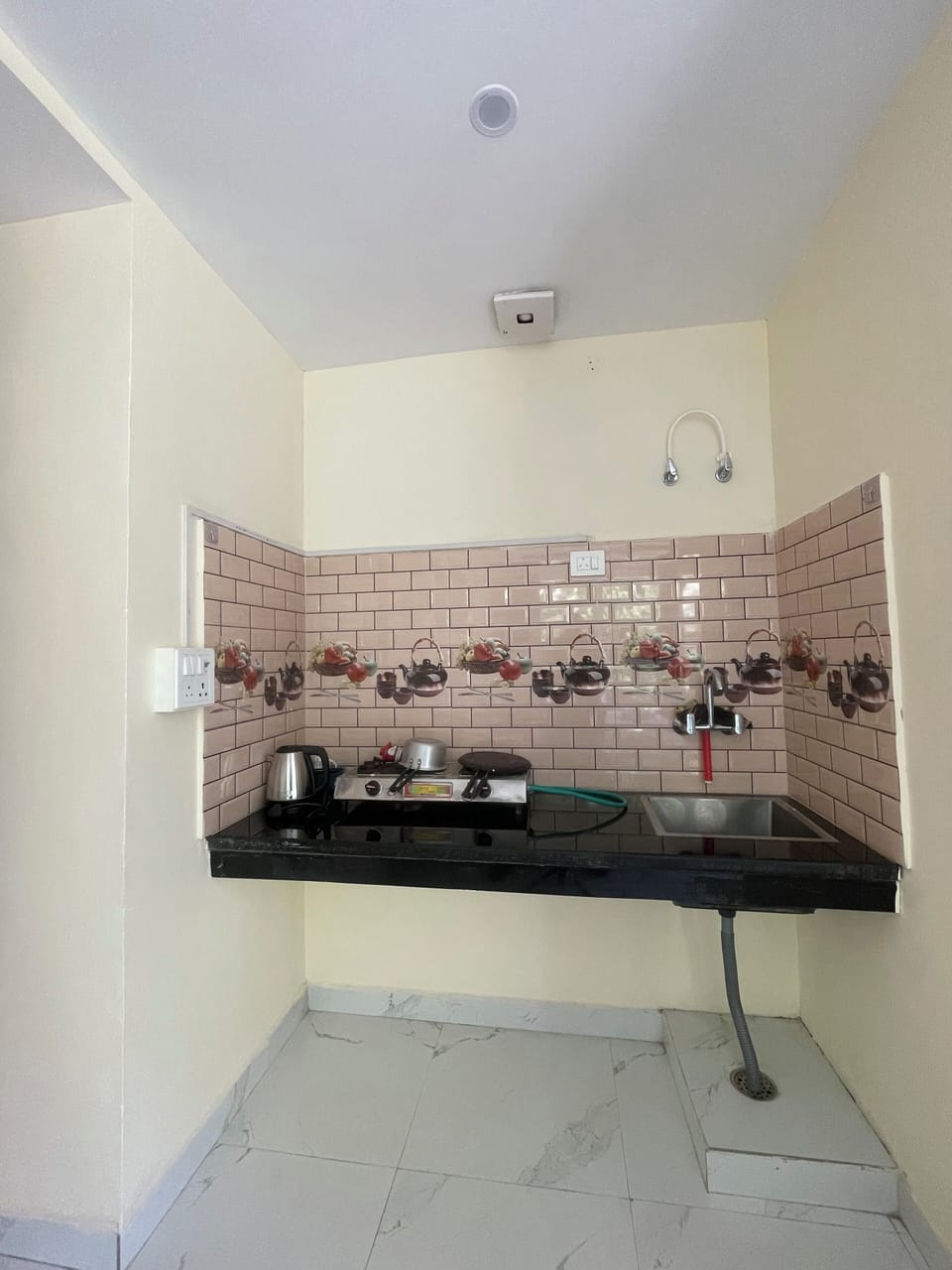 Deluxe Studio, Mountain View | Private kitchen