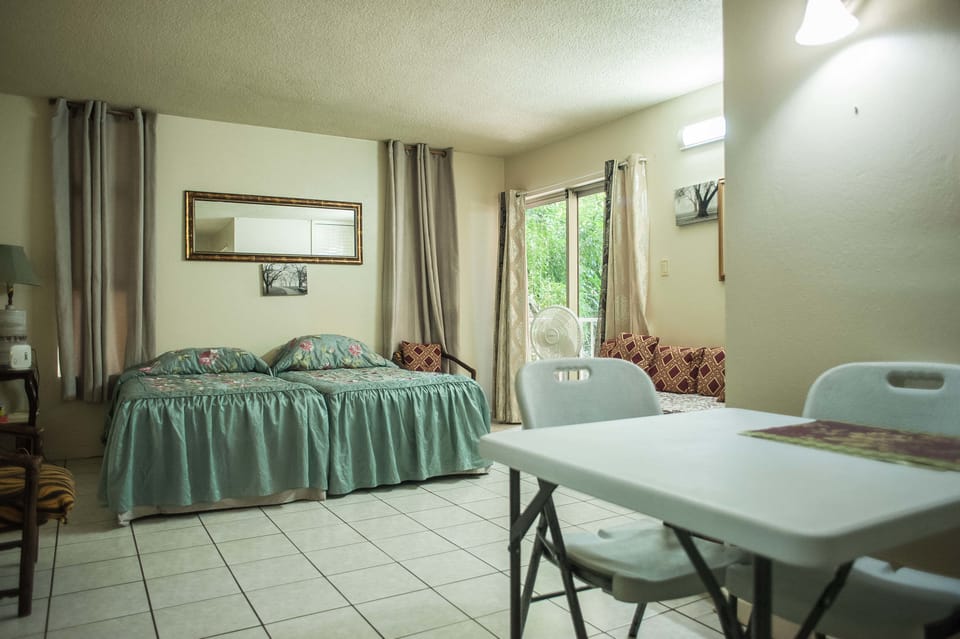 Standard Double Room, Kitchen | WiFi (surcharge), bed sheets
