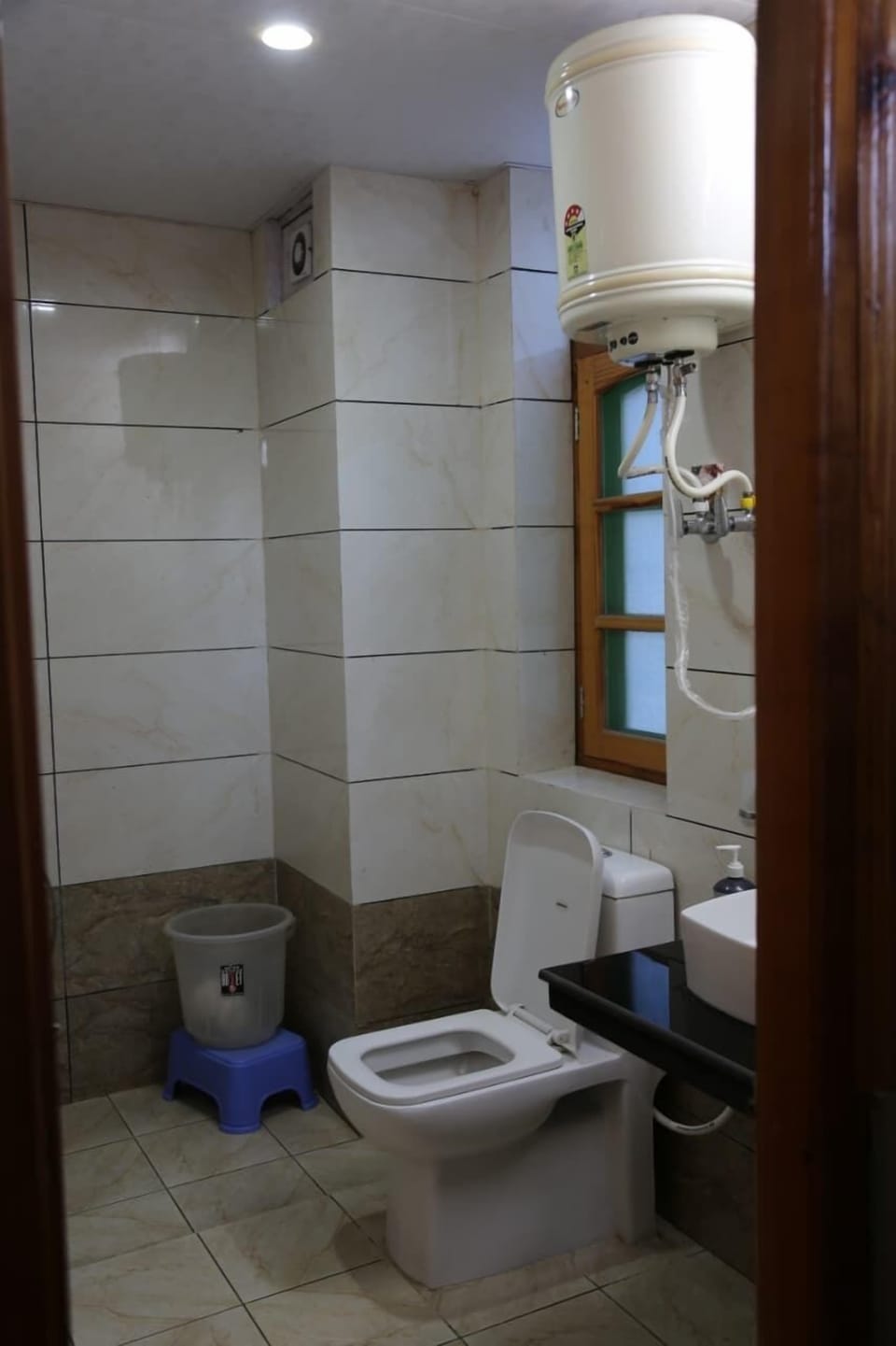 Slippers, towels, soap, shampoo