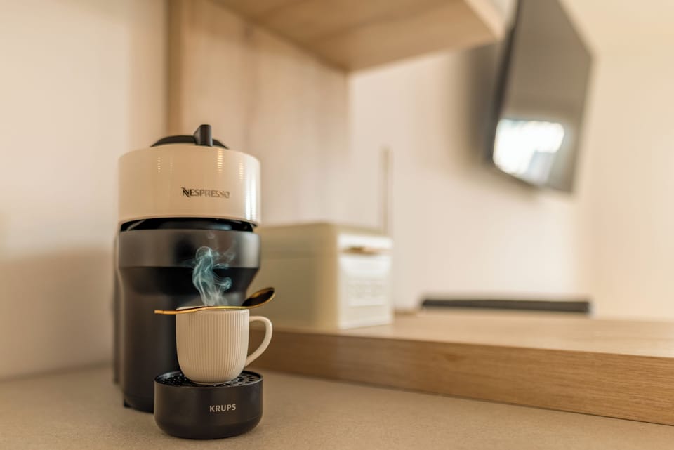 Basic House, Partial Sea View | Private kitchen | Full-size fridge, microwave, oven, stovetop