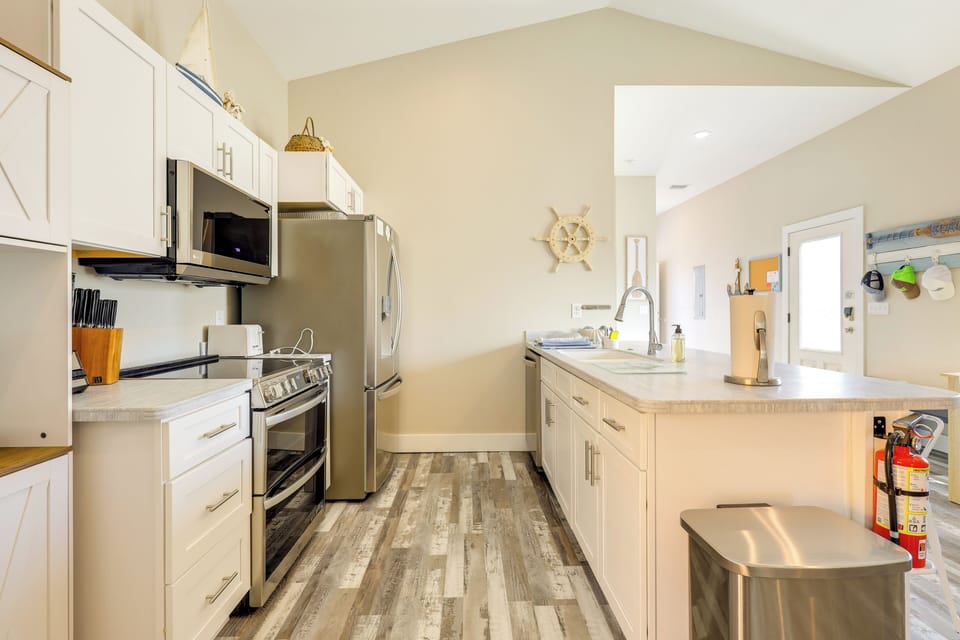 House (2 Bedrooms) | Interior