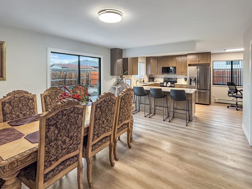 House, 3 Bedrooms | Dining