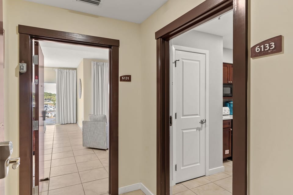Private Foyer