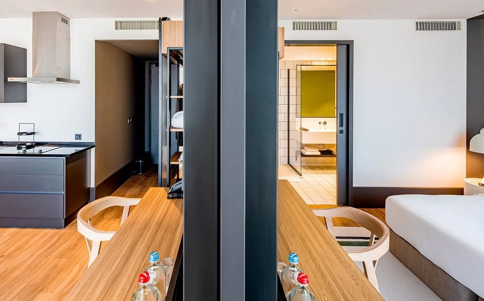 Settle in with an easy layout from kitchenette to bedroom.