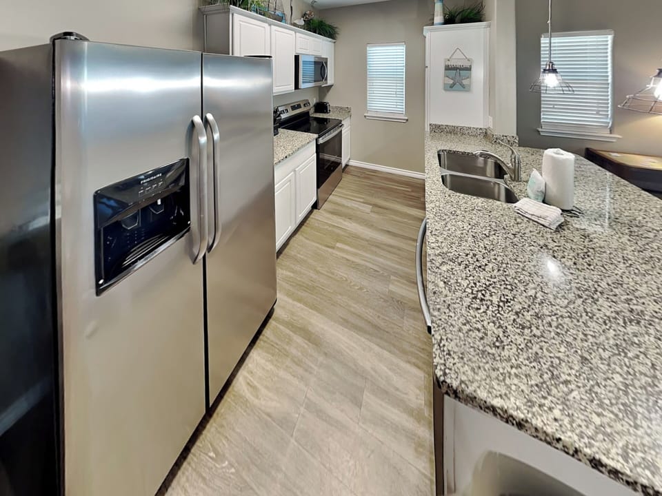 Studio (5 Bedrooms) | Property amenity