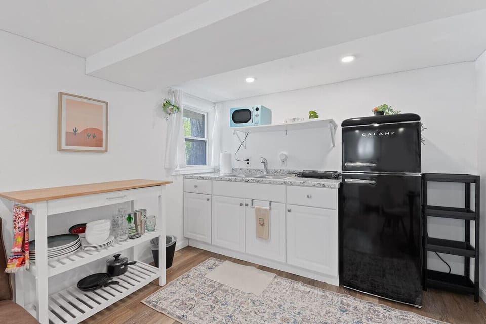 Studio kitchen with all the essentials for easy meals