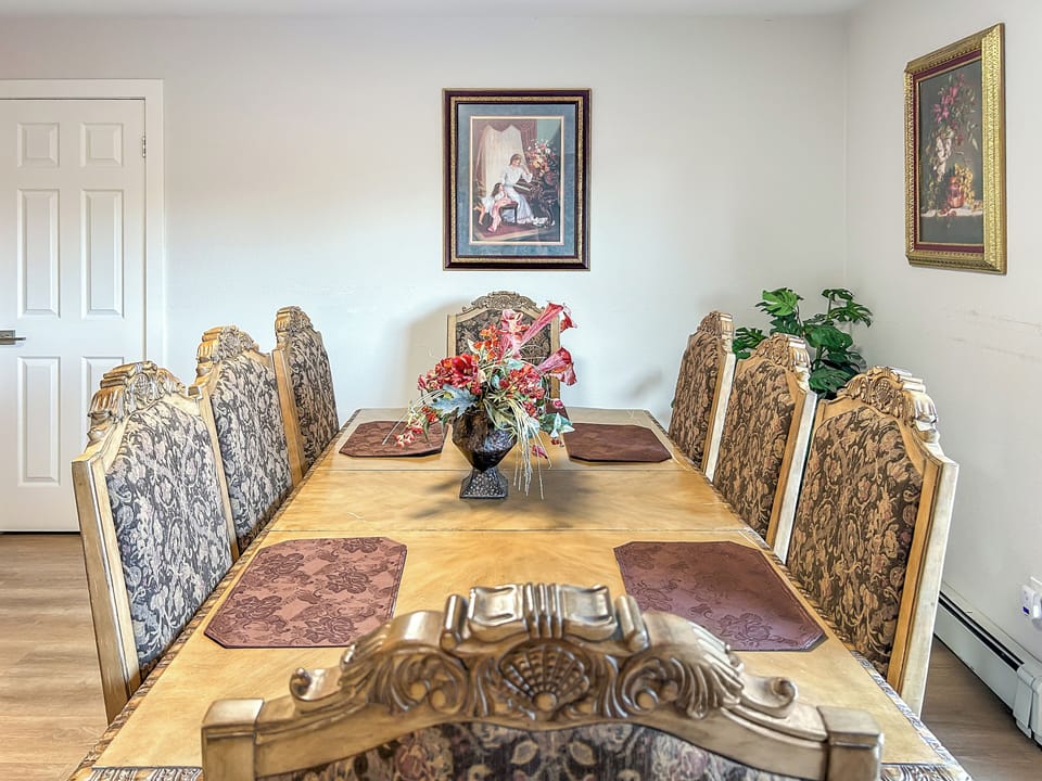 8 seater dining table