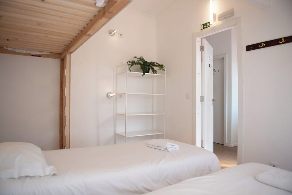Classic Triple Room | Free WiFi