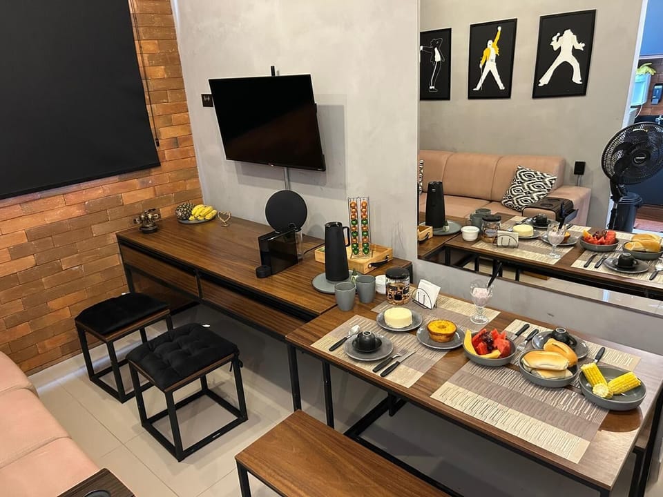 Apartment | Dining room