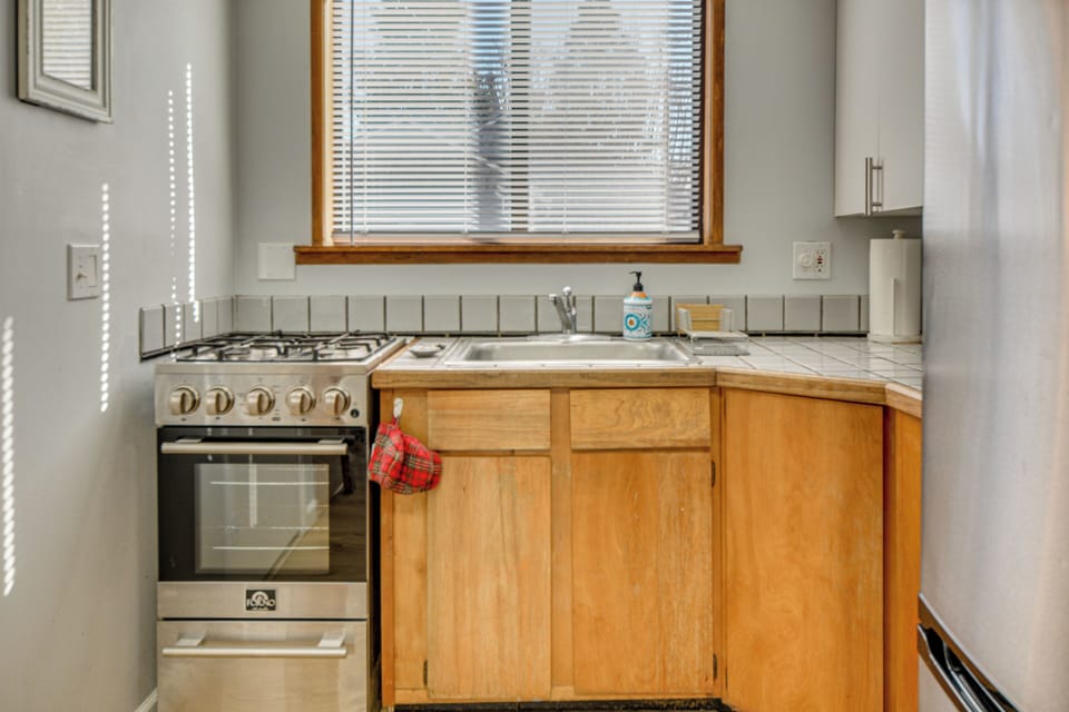 Kitchen | Microwave | Toaster