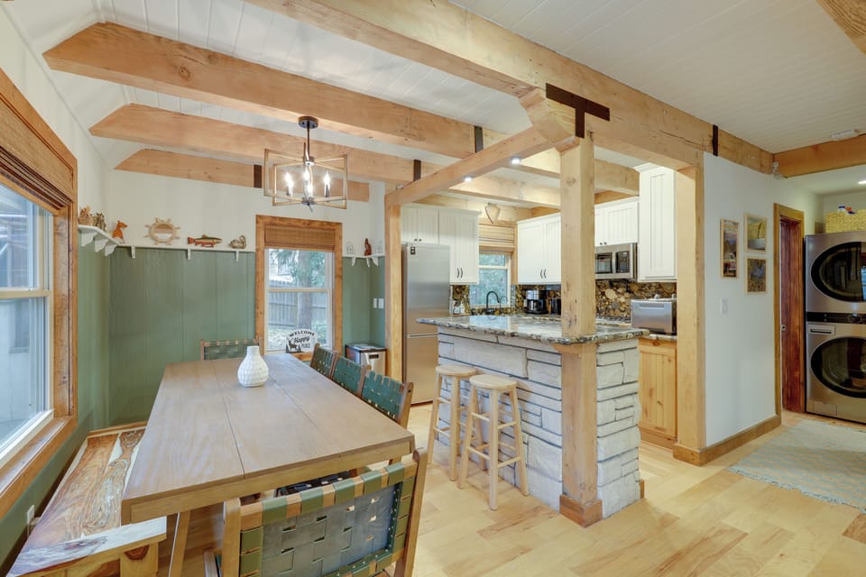 Dining Area | 1st Floor