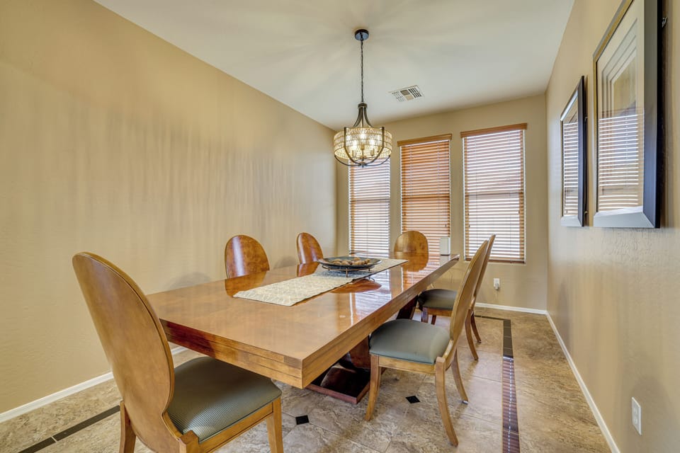 Dining Areas | 1st Floor