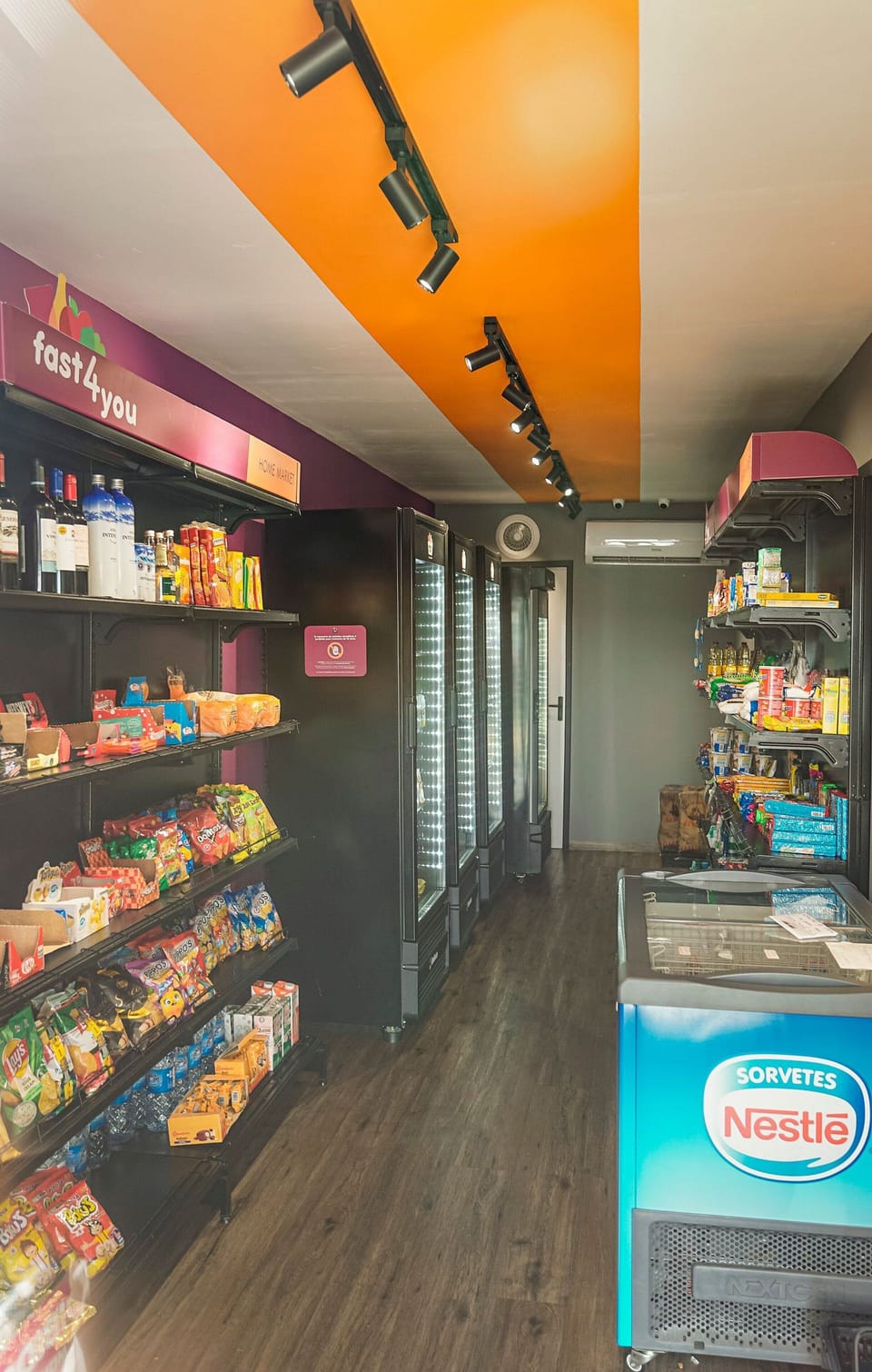 Apartment | Gift shop