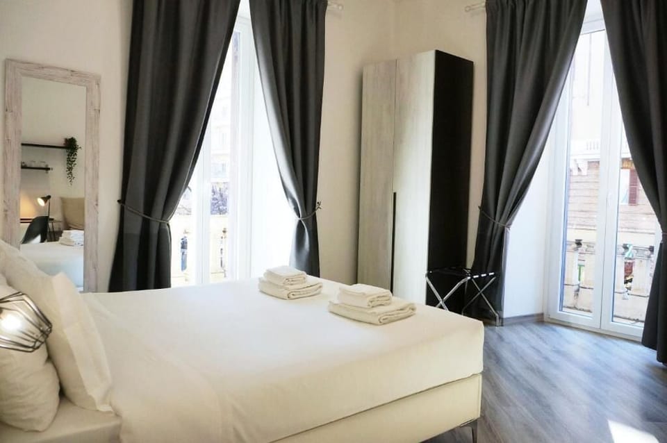 Deluxe Double Room, Balcony | In-room safe, blackout drapes, iron/ironing board, free WiFi