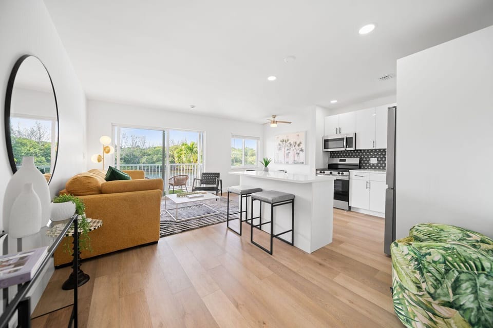 2nd floor unit