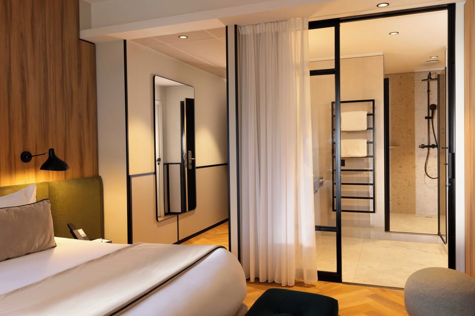 Chambre Prestige - Vue Jardins & Vignobles | Premium bedding, pillowtop beds, minibar, in-room safe