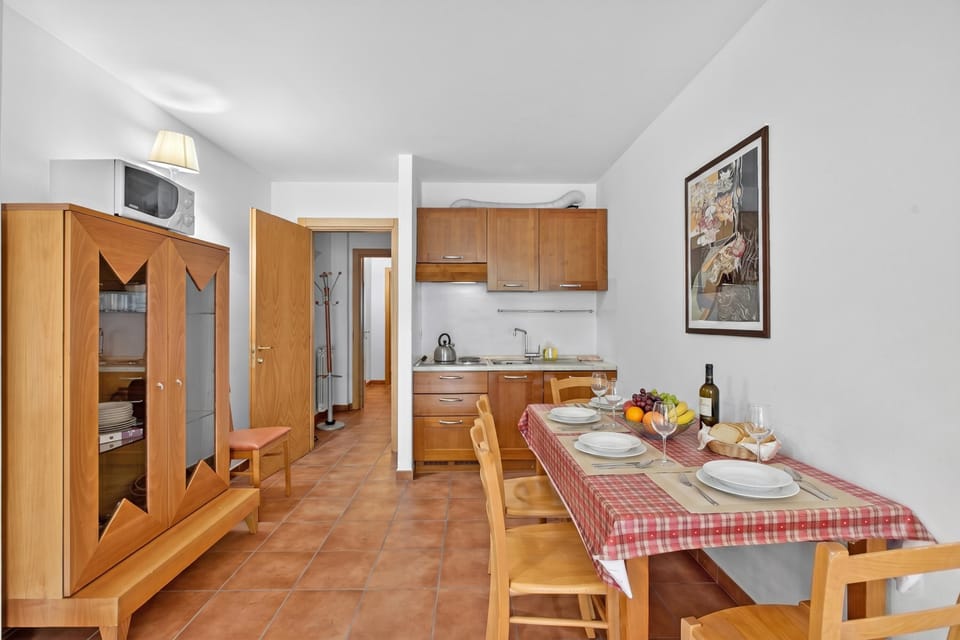 Kitchen and dining area
