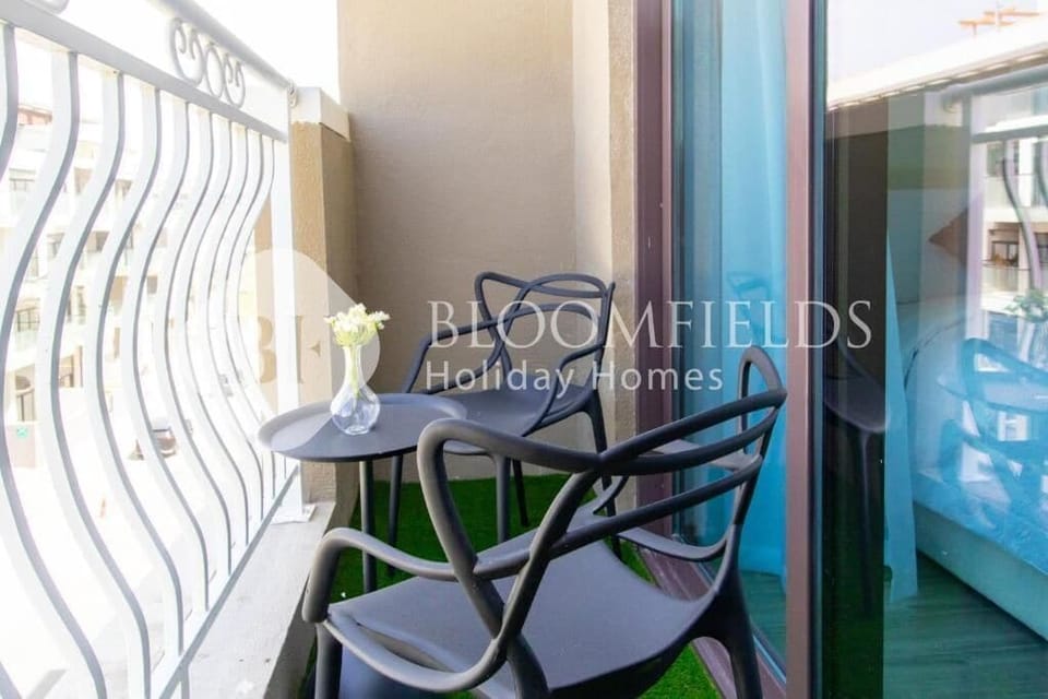 Apartment, Balcony | Property grounds