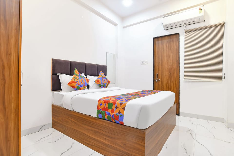 Deluxe Room | Egyptian cotton sheets, premium bedding, WiFi (free), bed sheets