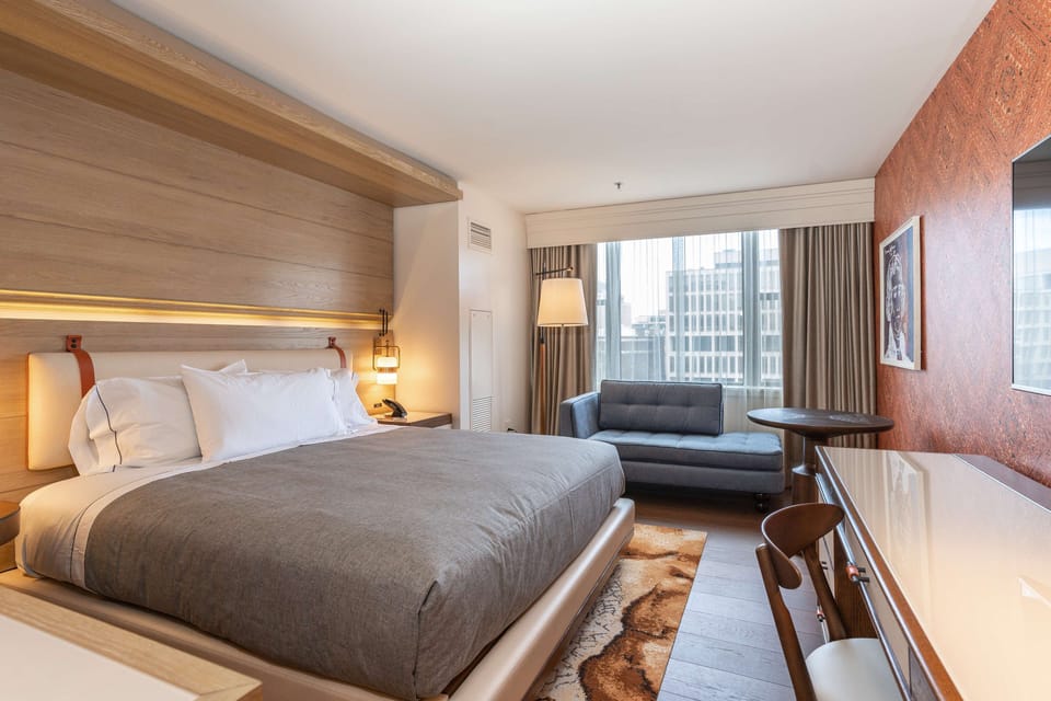 Premium bedding, down comforters, in-room safe, desk