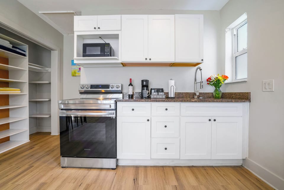 Fully equipped condos including the essentials - stocked kitchens, Keurig coffee machine, linens, towels & body soaps