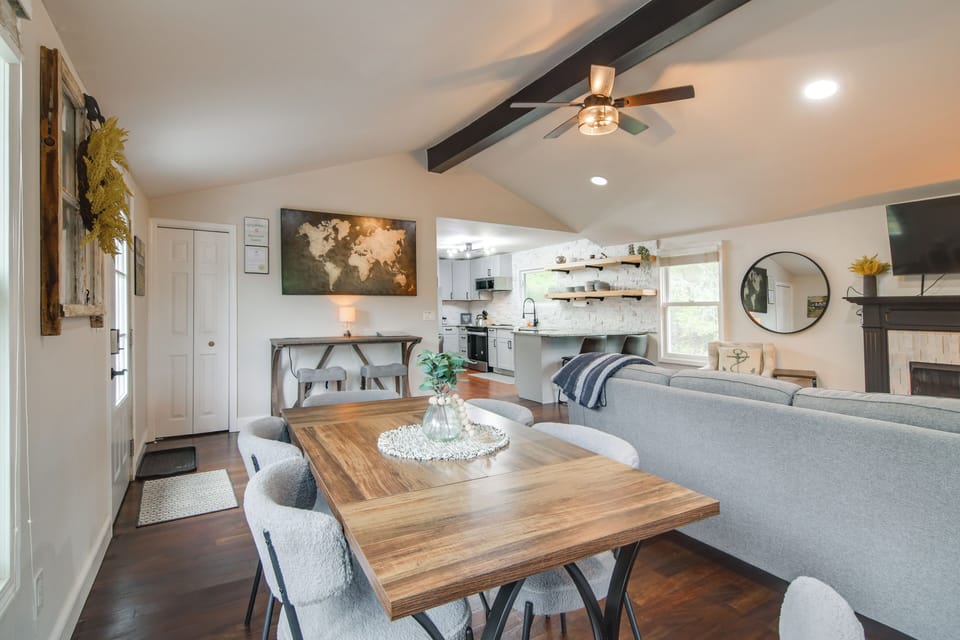 House (2 Bedrooms) | Interior
