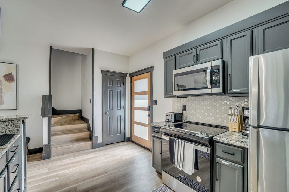 House (2 Bedrooms) | Interior