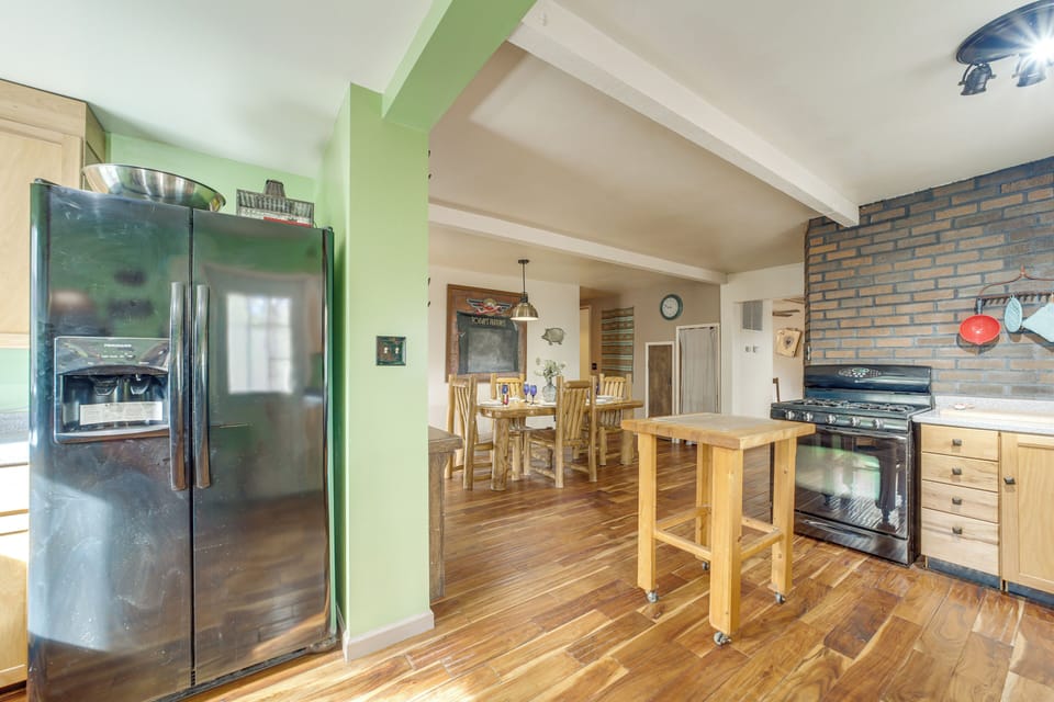 House (4 Bedrooms) | Interior