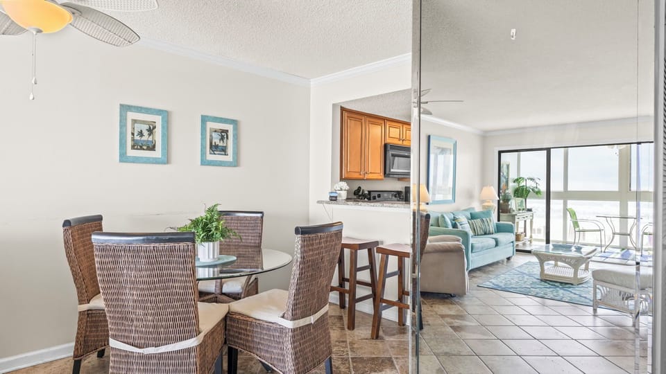 Edgewater West 24 - Dining area with comfortable seating for four.